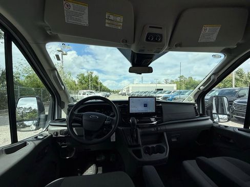 Used 2024 Ford Transit 350 XLT image 18