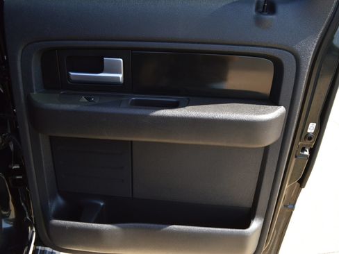 Used 2013 Ford F150 FX4 w/ Luxury Equipment Group AWD/4WD image 25