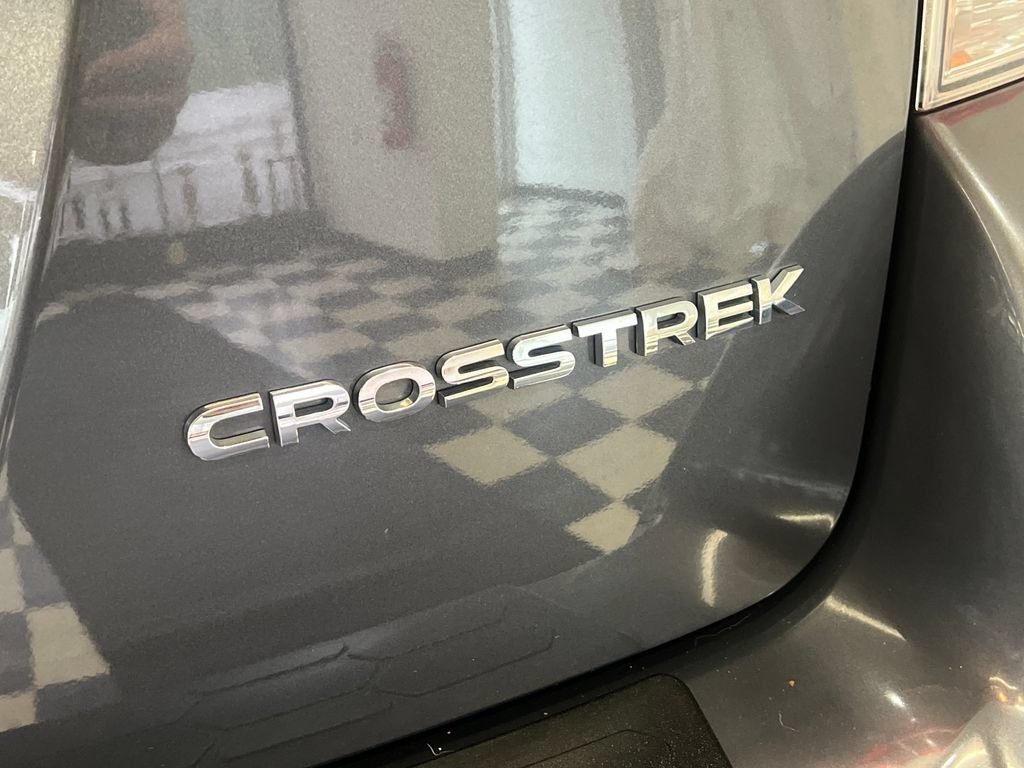 Used 2020 Subaru Crosstrek 2.0i Premium AWD/4WD image 12