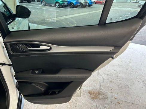 New 2025 Alfa Romeo Stelvio Sprint w/ Convenience Package image 15