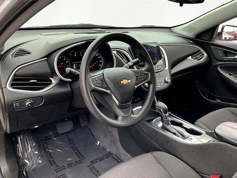 Used 2024 Chevrolet Malibu LT image 14