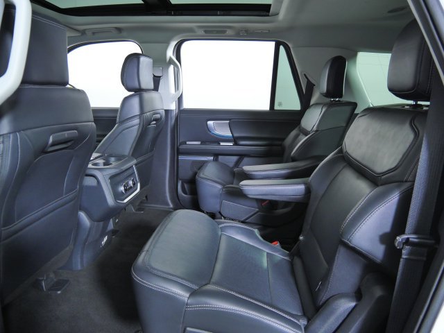 Certified 2025 Ford Expedition Max Platinum AWD/4WD image 15