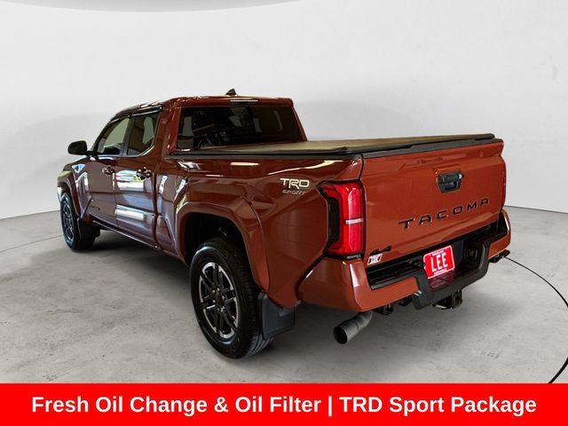Used 2025 Toyota Tacoma TRD Sport AWD/4WD image 3