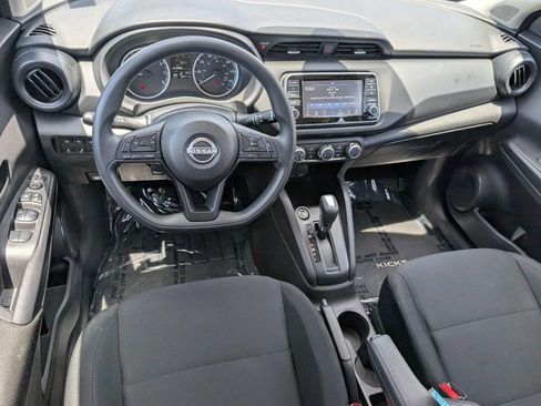 Used 2024 Nissan Kicks S FWD image 19