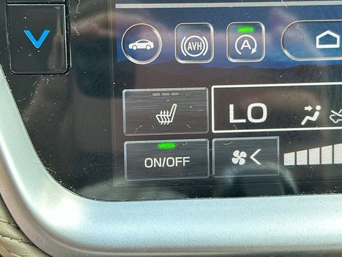 Used 2024 Subaru Outback Premium AWD/4WD image 20
