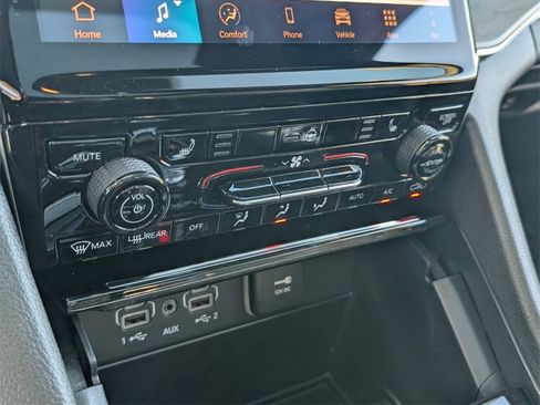 New 2025 Jeep Grand Cherokee Limited image 19