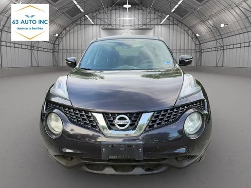 Used 2015 Nissan Juke S FWD image 2