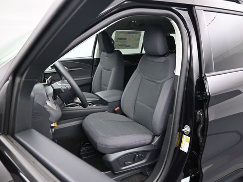 New 2026 Ford Explorer Active image 8