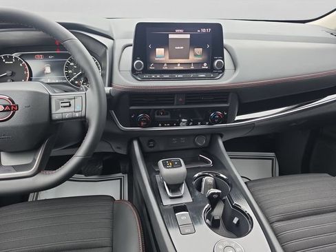 New 2026 Nissan Rogue SV AWD/4WD image 15