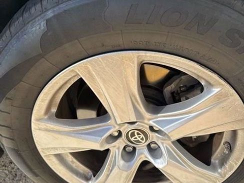 Used 2022 Toyota Highlander LE image 18