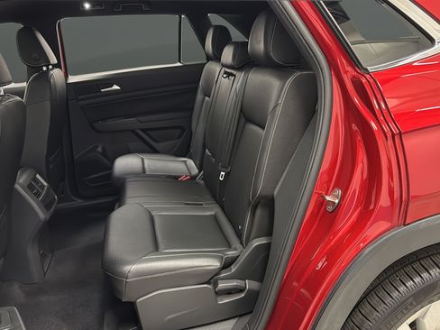 Used 2020 Volkswagen Atlas Cross Sport SEL AWD/4WD image 23