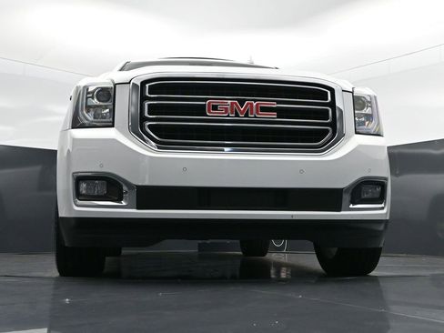 Used 2020 GMC Yukon XL SLT w/ Premium Edition image 47
