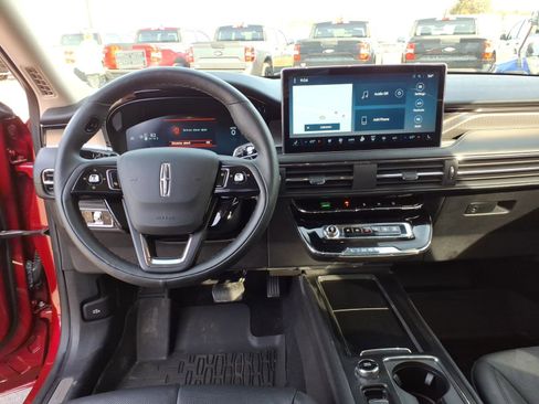 Used 2024 Lincoln Corsair Reserve w/ Equipment Group 201A image 13