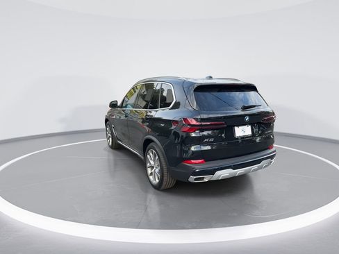 New 2026 BMW X5 xDrive50e image 6
