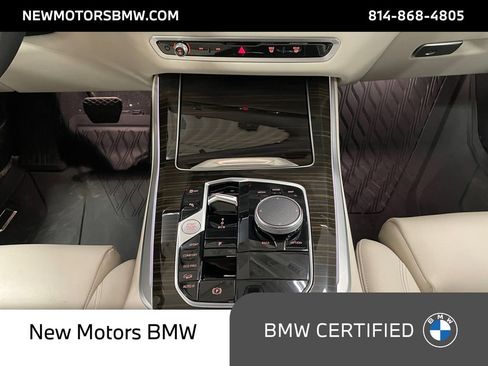 Certified 2024 BMW X5 xDrive40i w/ Premium Package AWD/4WD image 11