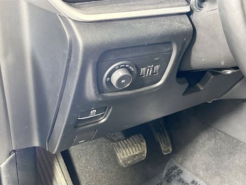 Used 2021 Jeep Grand Cherokee L Limited image 10