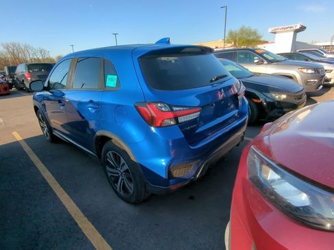 Used 2020 Mitsubishi Outlander Sport SE image 4