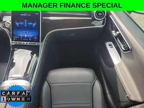 Used 2025 Mercedes-Benz GLC 300 4MATIC image 16
