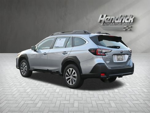 Certified 2025 Subaru Outback image 7