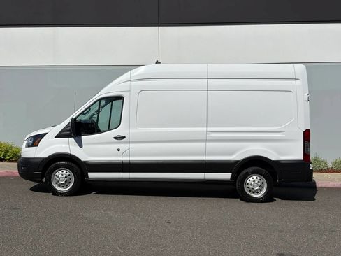 Used 2023 Ford Transit 250 148 High Roof AWD w/ Load Area Protection Package image 3