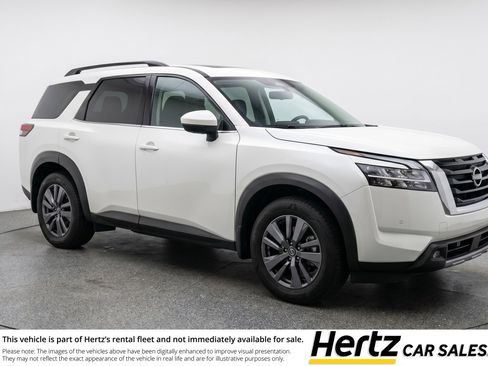 Used 2025 Nissan Pathfinder SV AWD/4WD image 1