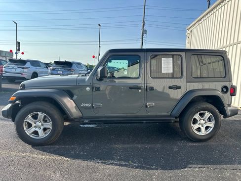 Used 2019 Jeep Wrangler Unlimited Sport S AWD/4WD image 18
