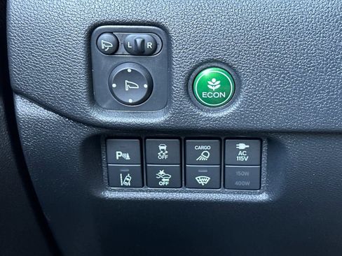 Certified 2024 Honda Ridgeline Black Edition image 31