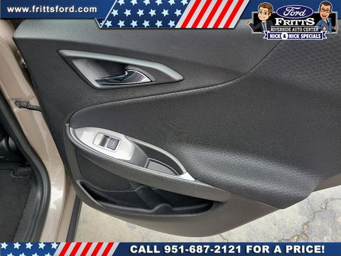 Used 2025 Chevrolet Malibu RS FWD image 16