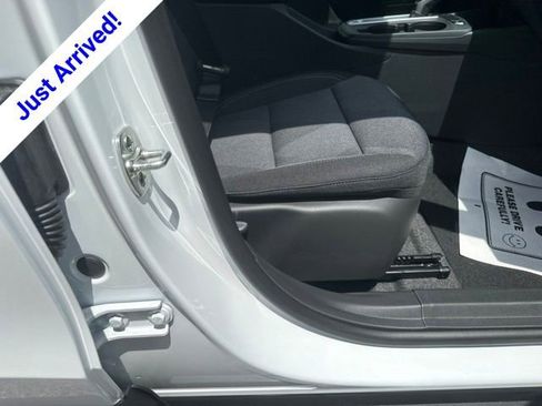 New 2026 Chevrolet Trax LS w/ LS Convenience Package FWD image 31