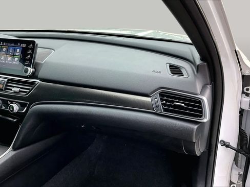 Used 2022 Honda Accord Sport image 17