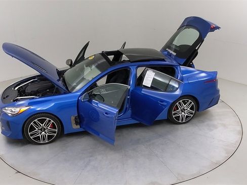Used 2023 Kia Stinger GT2 image 54