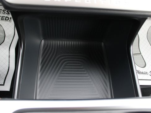 New 2025 Ford Expedition Max Active image 25