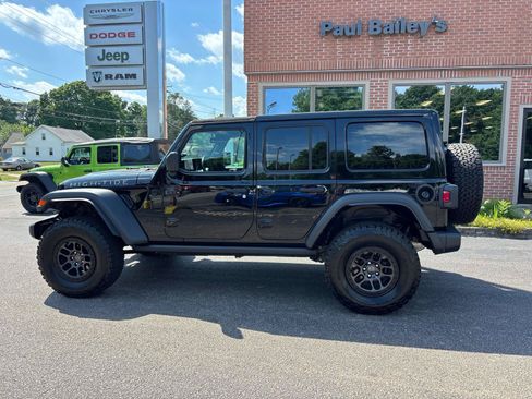 Used 2022 Jeep Wrangler Unlimited Sport AWD/4WD image 3
