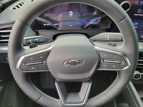 New 2027 Chevrolet Traverse LT w/ Midnight/Sport Edition AWD/4WD image 12