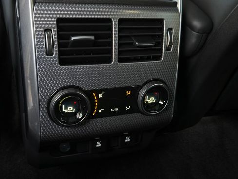 Used 2021 Land Rover Range Rover Sport HST AWD/4WD image 14