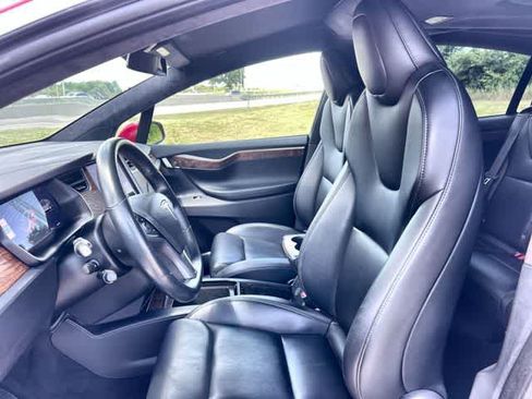 Used 2020 Tesla Model X Long Range AWD/4WD image 11