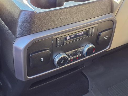 Used 2021 Ford Expedition Max Platinum image 16