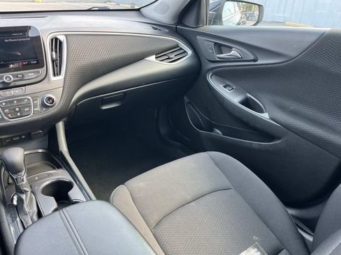 Used 2023 Chevrolet Malibu LT FWD image 13