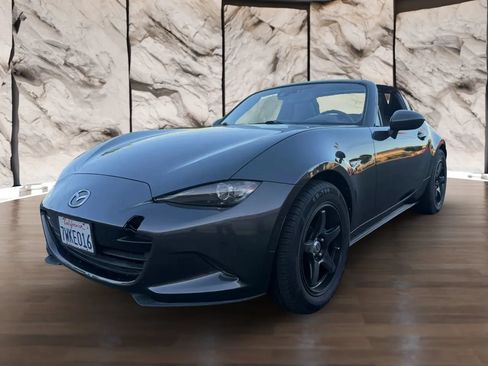 Used 2017 MAZDA MX-5 Miata RF Grand Touring RWD image 25