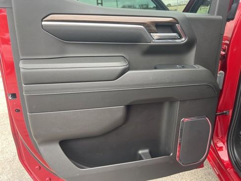 Used 2024 Chevrolet Silverado 1500 LT Trail Boss w/ LT Trail Boss Premium Package image 22