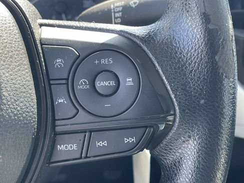 Used 2023 Toyota Corolla LE FWD image 23