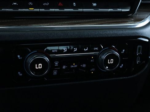 Used 2023 Chevrolet Silverado 1500 LT image 18