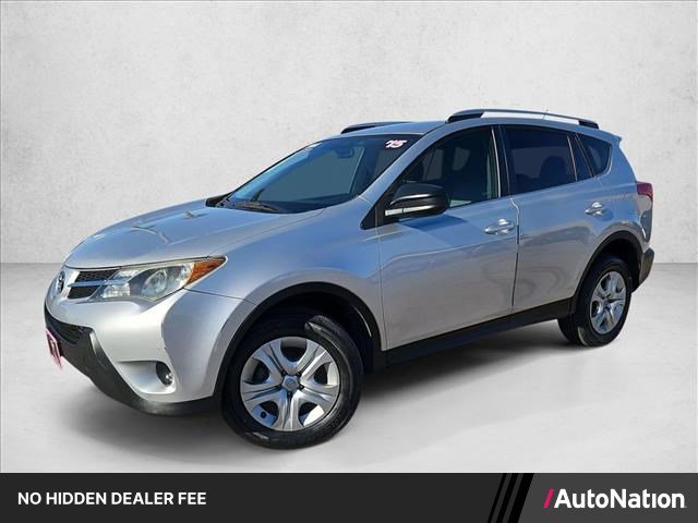 Used 2015 Toyota RAV4 LE FWD image 1
