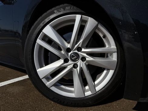 Used 2024 Lexus IS 300 300 image 9