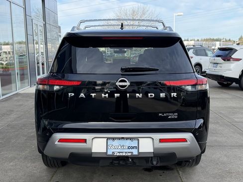 Used 2025 Nissan Pathfinder Platinum w/ Cargo Package image 6
