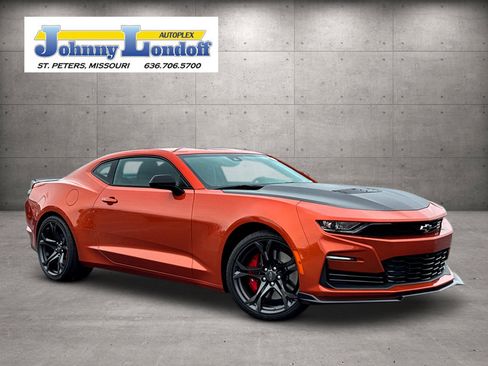 Used 2024 Chevrolet Camaro SS RWD image 1