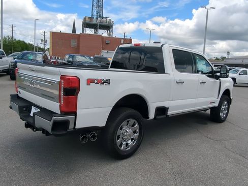 New 2025 Ford F350 King Ranch w/ Chrome Package image 4