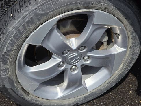 Used 2019 Honda HR-V LX image 9