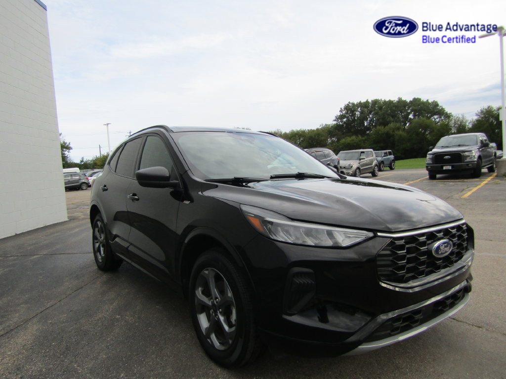 Certified 2024 Ford Escape ST-Line AWD/4WD image 17