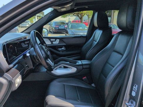 Used 2023 Mercedes-Benz GLS 450 4MATIC image 13